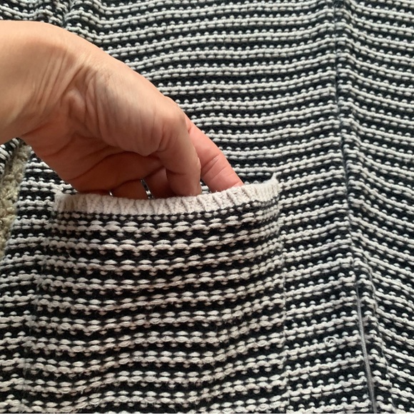 KNOX ROSE Open Cardigan long fringed sleeves black cream stripes Sz M Boho Style - Picture 5 of 11